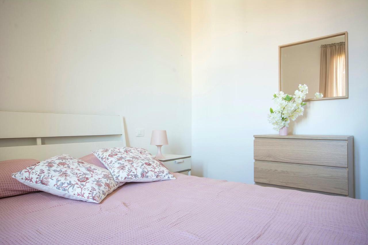 Altido Pampurio Airport Apartment Πίζα Εξωτερικό φωτογραφία